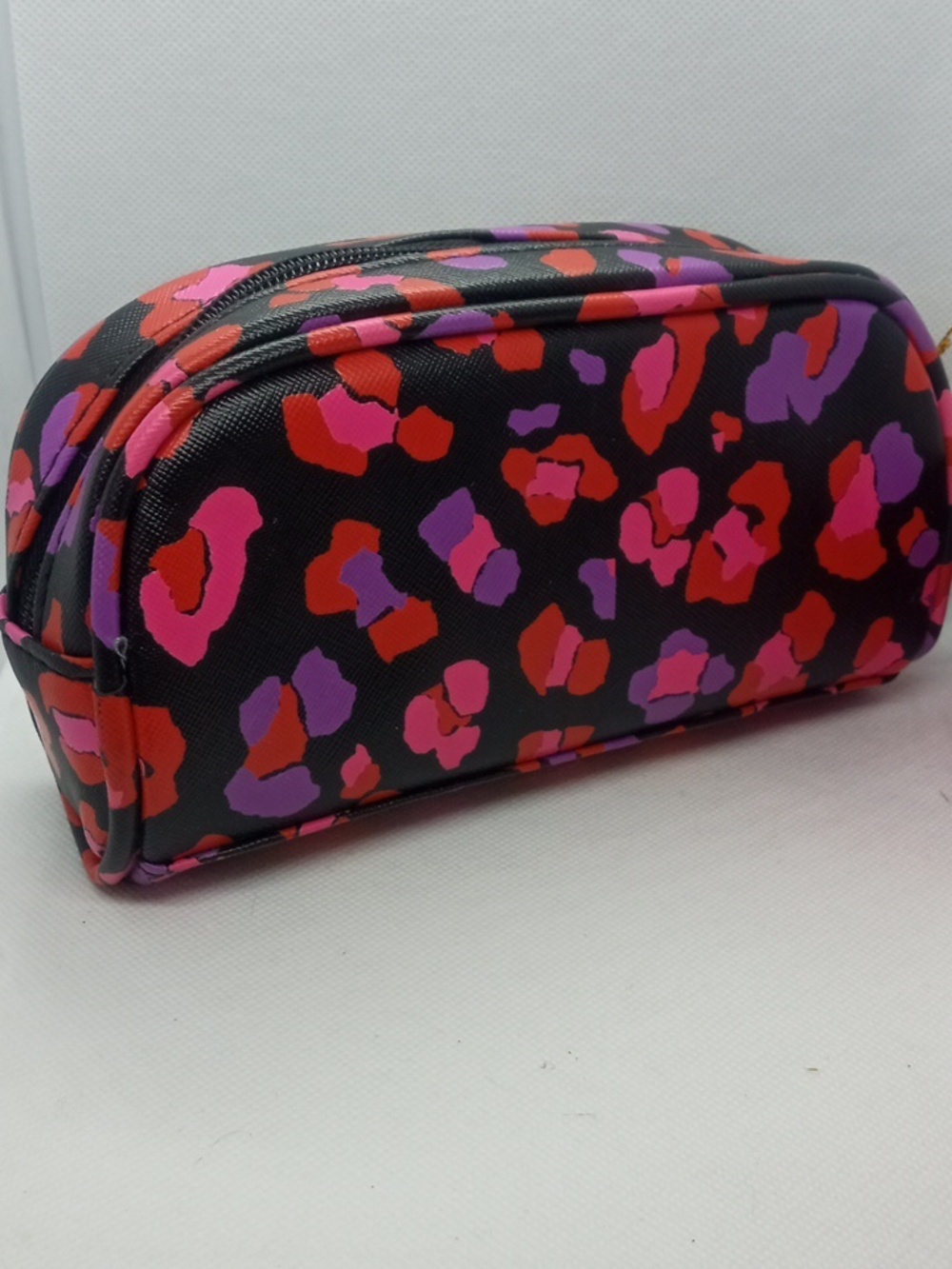MACBETH COLLECTION: MAKE UP BAG - Picture 7 of 12